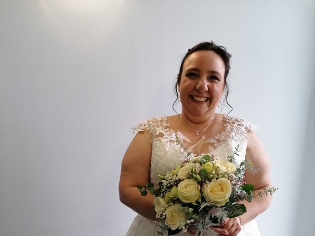 Le mariage de David et Cindy  à Farges-en-Septaine, Cher 4