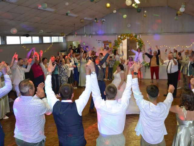 Le mariage de David et Cindy  à Farges-en-Septaine, Cher 8