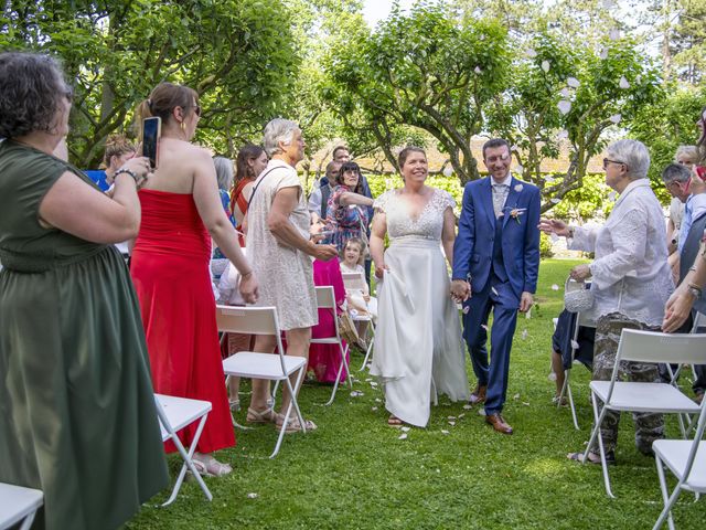 Le mariage de Florian et Axelle à Vandrimare, Eure 19