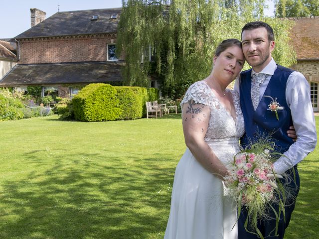 Le mariage de Florian et Axelle à Vandrimare, Eure 23