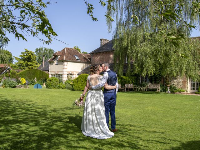 Le mariage de Florian et Axelle à Vandrimare, Eure 24