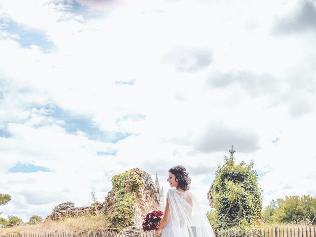 Le mariage de Romain et Angéla à Saintes, Charente Maritime 5