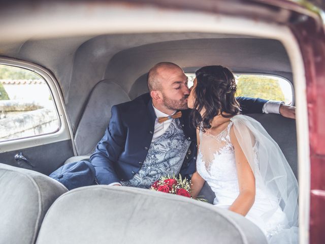 Le mariage de Romain et Angéla à Saintes, Charente Maritime 21