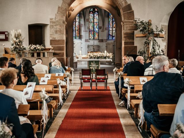 Le mariage de Mathieu et Charlotte à Ungersheim, Haut Rhin 16