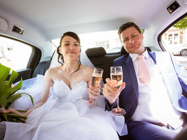 Le mariage de Sébastien et Anne Sophie à La Turballe, Loire Atlantique 15