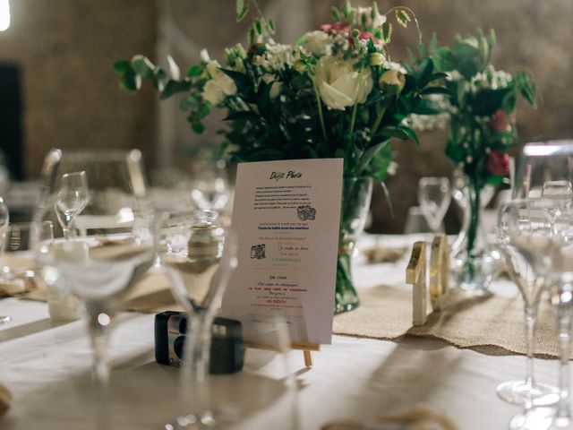 Le mariage de Pierre et Joanne à Saint-Marcel-de-Félines, Loire 4