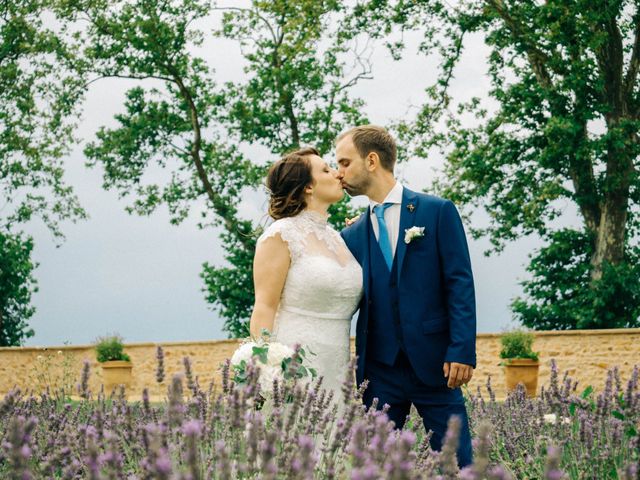 Le mariage de Pierre et Joanne à Saint-Marcel-de-Félines, Loire 70