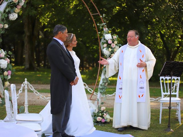 Le mariage de Serge et Rossy à Benest, Charente 9
