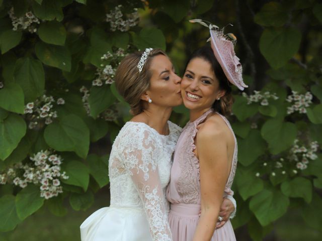 Le mariage de Serge et Rossy à Benest, Charente 15