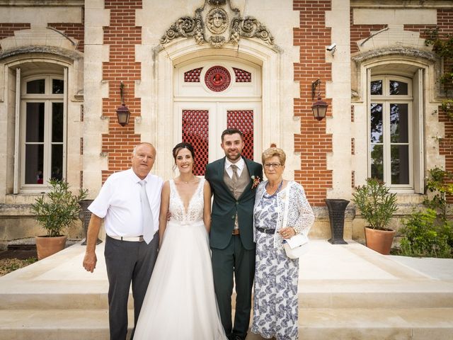 Le mariage de Mathieu et Manon à Angoulême, Charente 49