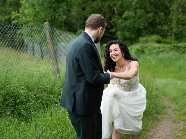 Le mariage de Alexandre et Fati à Lyon, Rhône 34