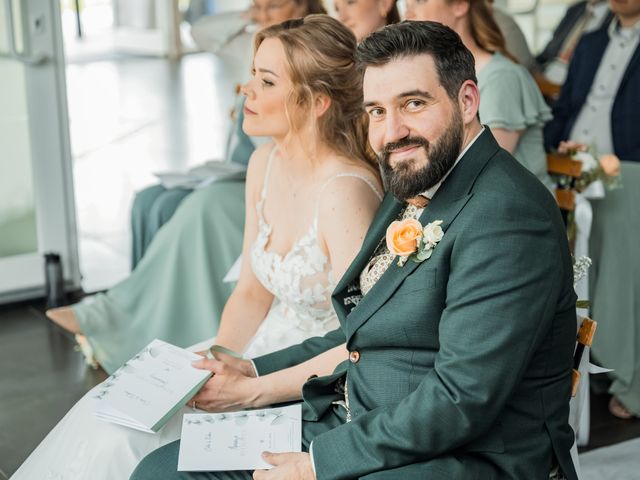 Le mariage de Cédric et Thabéa à Saint-Médard-d'Eyrans, Gironde 25