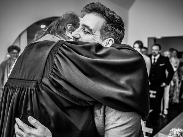 Le mariage de Cédric et Thabéa à Saint-Médard-d'Eyrans, Gironde 26