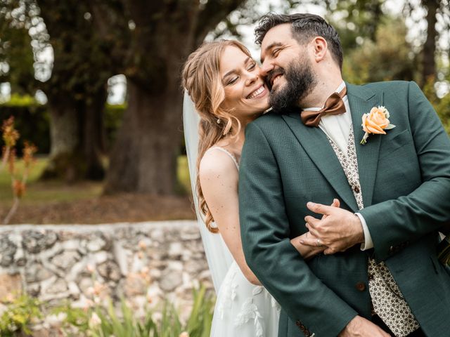 Le mariage de Cédric et Thabéa à Saint-Médard-d'Eyrans, Gironde 31