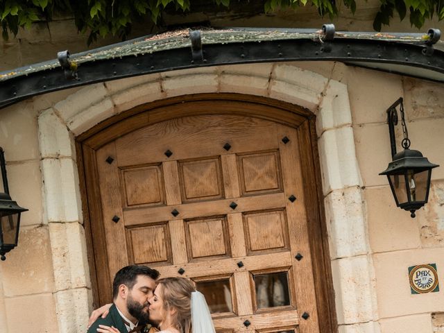 Le mariage de Cédric et Thabéa à Saint-Médard-d'Eyrans, Gironde 34
