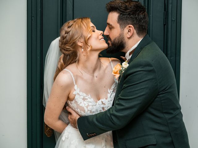 Le mariage de Cédric et Thabéa à Saint-Médard-d'Eyrans, Gironde 35