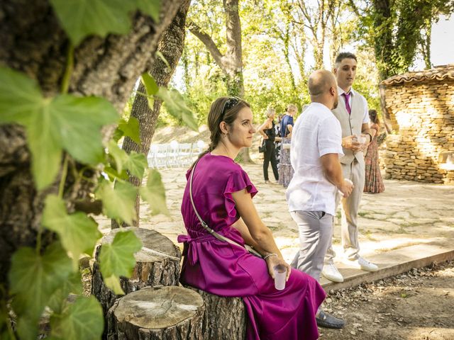 Le mariage de Anthony et Lucie à Lauris, Vaucluse 23