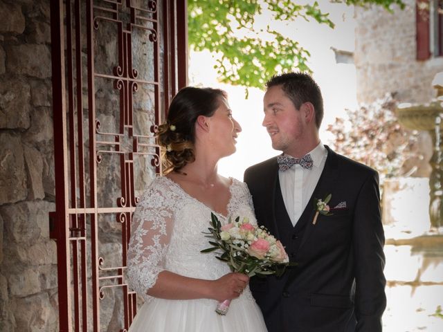 Le mariage de Bastien et Céline à Sainte-Eulalie-de-Cernon, Aveyron 17