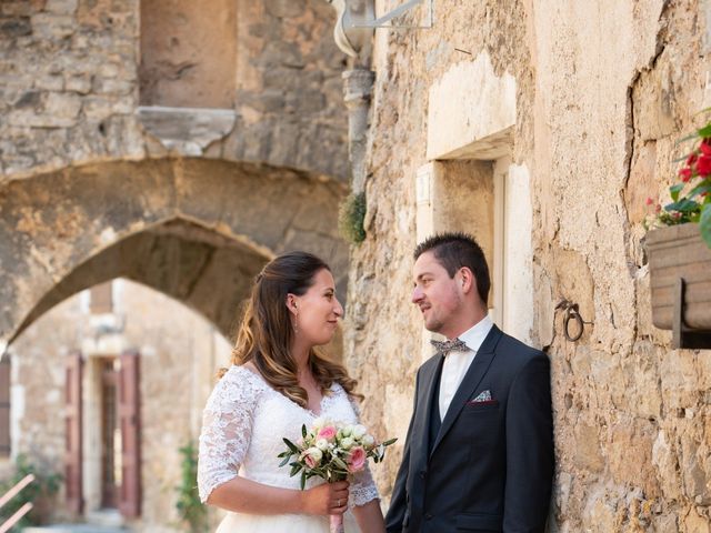 Le mariage de Bastien et Céline à Sainte-Eulalie-de-Cernon, Aveyron 2