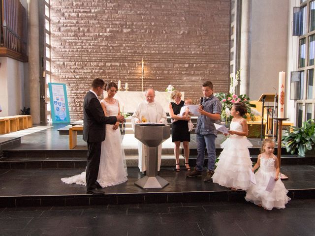 Le mariage de Patrick et Estelle à Duttlenheim, Bas Rhin 15