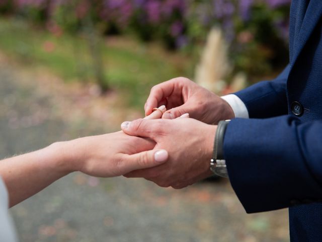 Le mariage de Tanguy et Anne-Laure à Saint-Lô, Manche 34