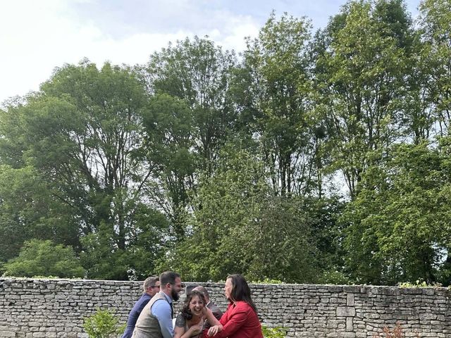 Le mariage de Mickaël et Ophelie  à Caen, Calvados 3