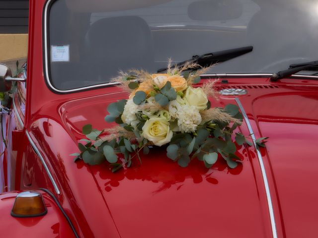 Le mariage de Etienne et Coralie à La Glacerie, Manche 10