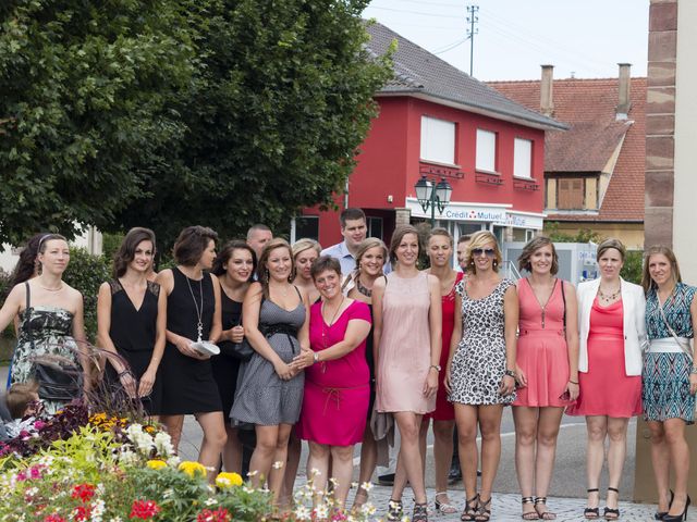 Le mariage de Jérôme et Céline à Sundhouse, Bas Rhin 16