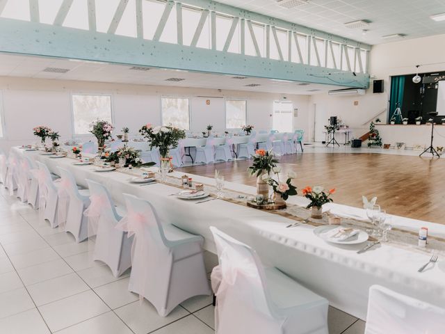 Le mariage de Jean Michel et Sarah à Jonzac, Charente Maritime 36