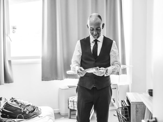 Le mariage de Ross et Isabelle à Capbreton, Landes 3