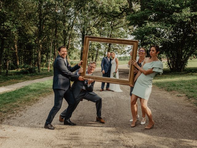 Le mariage de Cédric  et Émilie  à Marey-lès-Fussey, Côte d&apos;Or 2