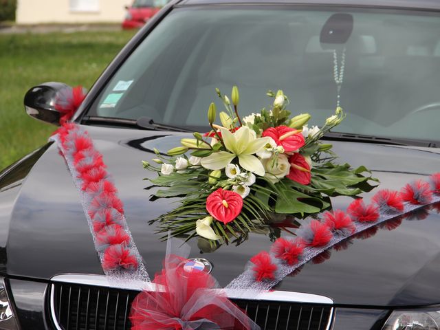 Le mariage de Julien et Adélaïde  à Vineuil, Loir-et-Cher 2