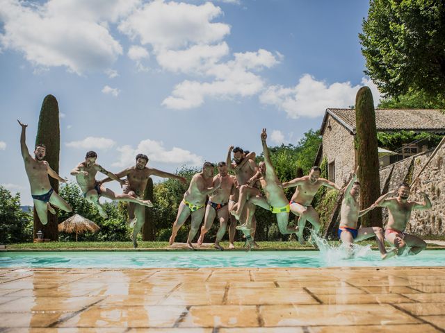 Le mariage de Romain et Charlotte à Beaujeu, Alpes-de-Haute-Provence 23