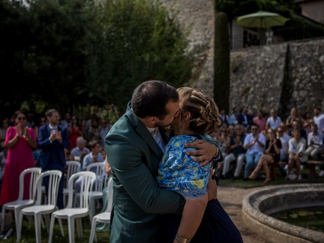 Le mariage de Romain et Charlotte à Beaujeu, Alpes-de-Haute-Provence 71