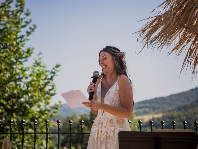 Le mariage de Romain et Charlotte à Beaujeu, Alpes-de-Haute-Provence 96