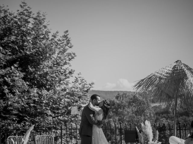 Le mariage de Romain et Charlotte à Beaujeu, Alpes-de-Haute-Provence 97