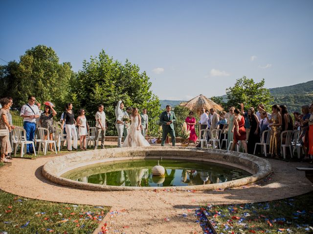 Le mariage de Romain et Charlotte à Beaujeu, Alpes-de-Haute-Provence 105