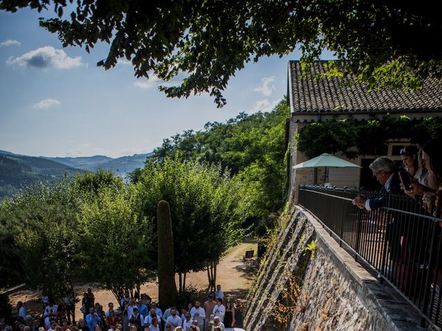 Le mariage de Romain et Charlotte à Beaujeu, Alpes-de-Haute-Provence 107