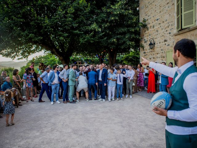 Le mariage de Romain et Charlotte à Beaujeu, Alpes-de-Haute-Provence 131