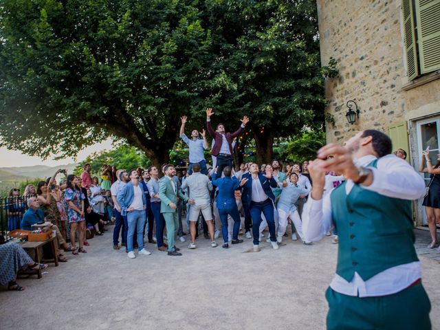 Le mariage de Romain et Charlotte à Beaujeu, Alpes-de-Haute-Provence 133