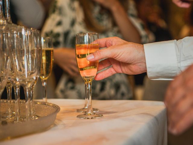 Le mariage de Romain et Charlotte à Beaujeu, Alpes-de-Haute-Provence 147