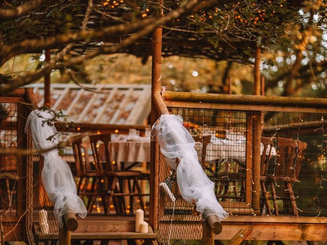Le mariage de Pierre Jean et Morgane à Saint-Pierre-des-Échaubrognes, Deux-Sèvres 17