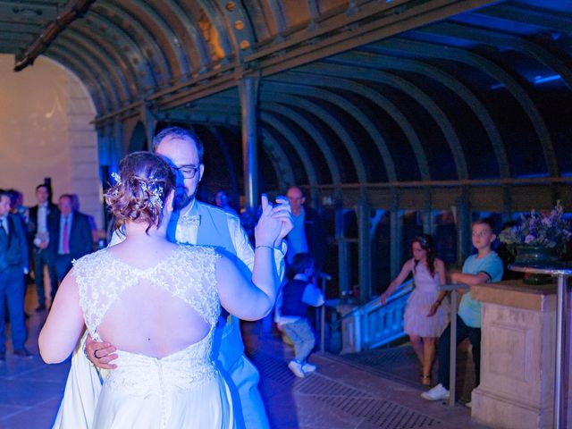 Le mariage de Joel et Elise à Bron, Rhône 16