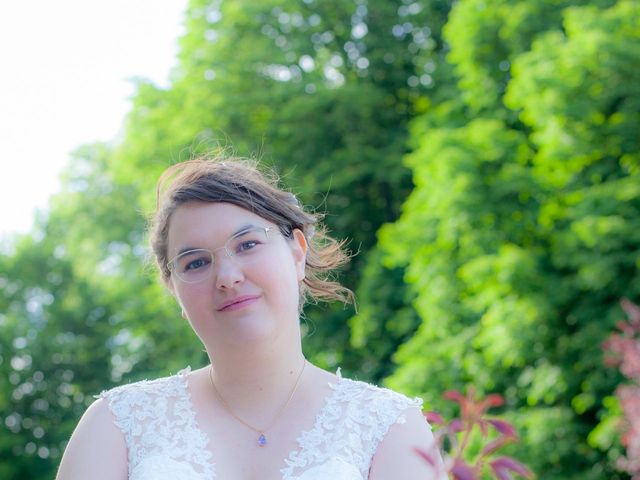 Le mariage de Joel et Elise à Bron, Rhône 25