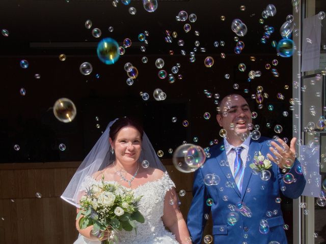 Le mariage de Fabrice et Aurélie à Saint-Jean-des-Champs, Manche 4