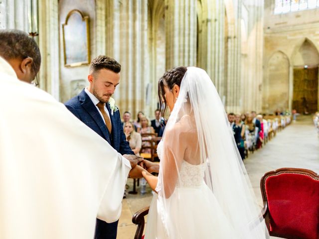 Le mariage de Jack et Marine à Auxerre, Yonne 27