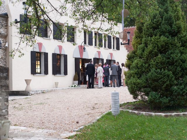 Le mariage de Julien et Audrey à Mantes-la-Ville, Yvelines 17