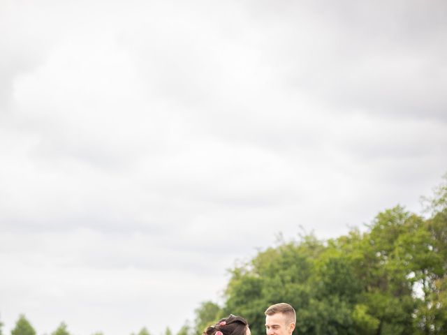 Le mariage de Benoit et Camille à Beauvallon, Drôme 9