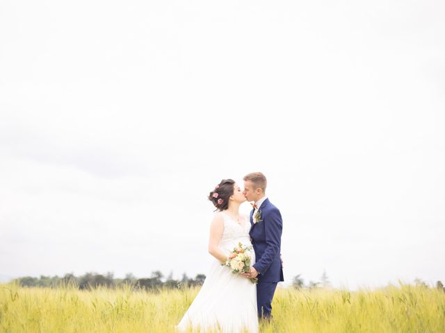 Le mariage de Benoit et Camille à Beauvallon, Drôme 10