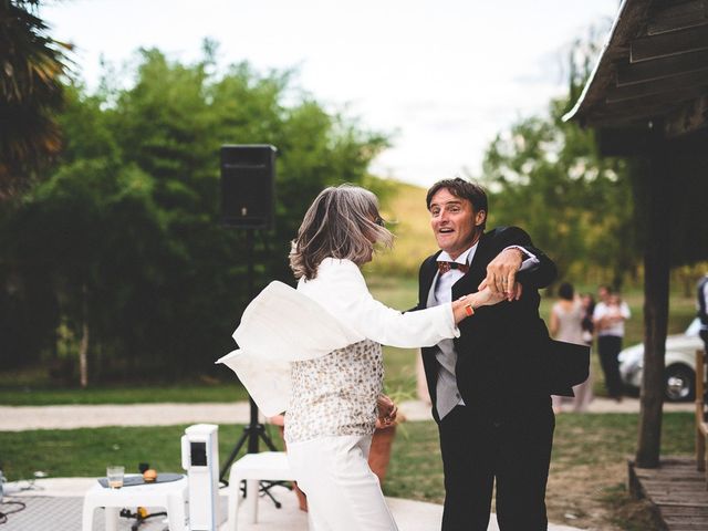 Le mariage de Matthias et Pauline à Lavalette, Haute-Garonne 63